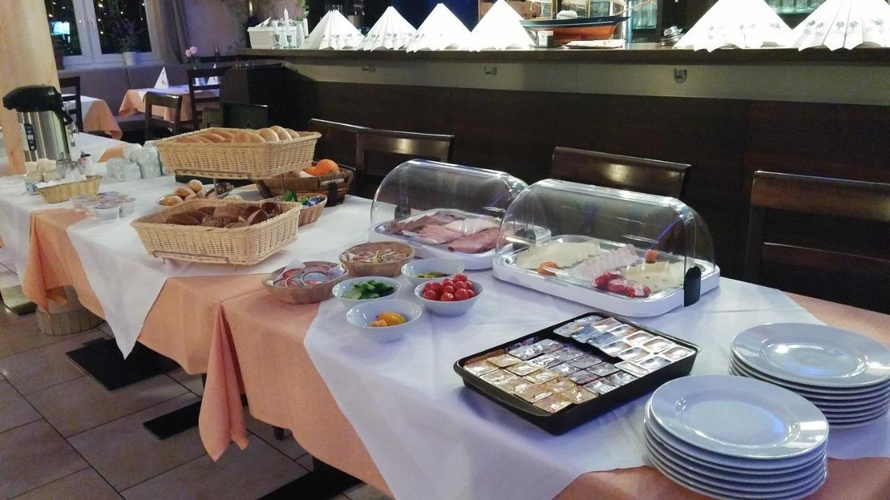 Hotel-Restaurant Zum Baeumle Süßen Exteriér fotografie