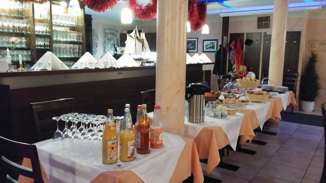 Hotel-Restaurant Zum Baeumle Süßen Exteriér fotografie